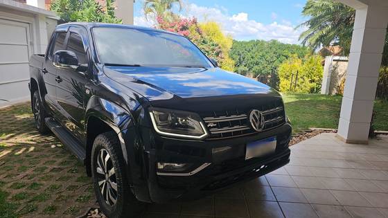 VOLKSWAGEN AMAROK 2.0 HIGHLINE EXTREME 4X4 CD 16V TURBO INTERCOOLER DIESEL 4P AUTOMÁTICO